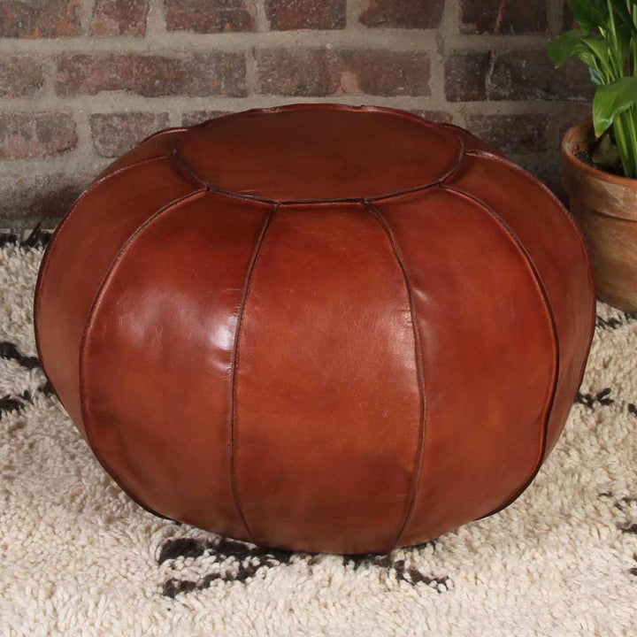 Real leather pouf Yuva caramel