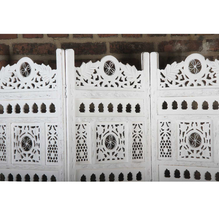 Indian wooden screen Ramez