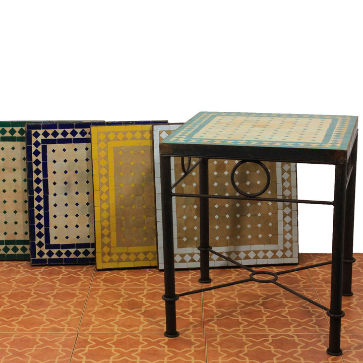 Mosaic table 45x45 blue diamond