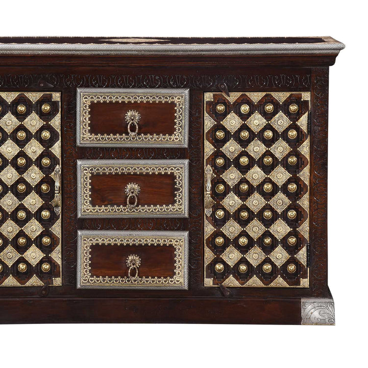 Oriental chest of drawers Amila