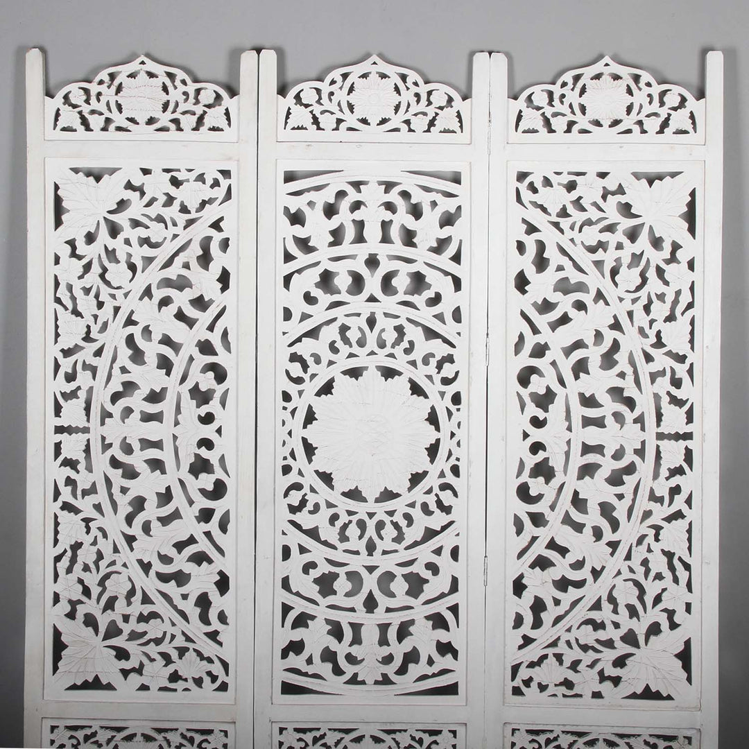 Indian wooden screen Faysal