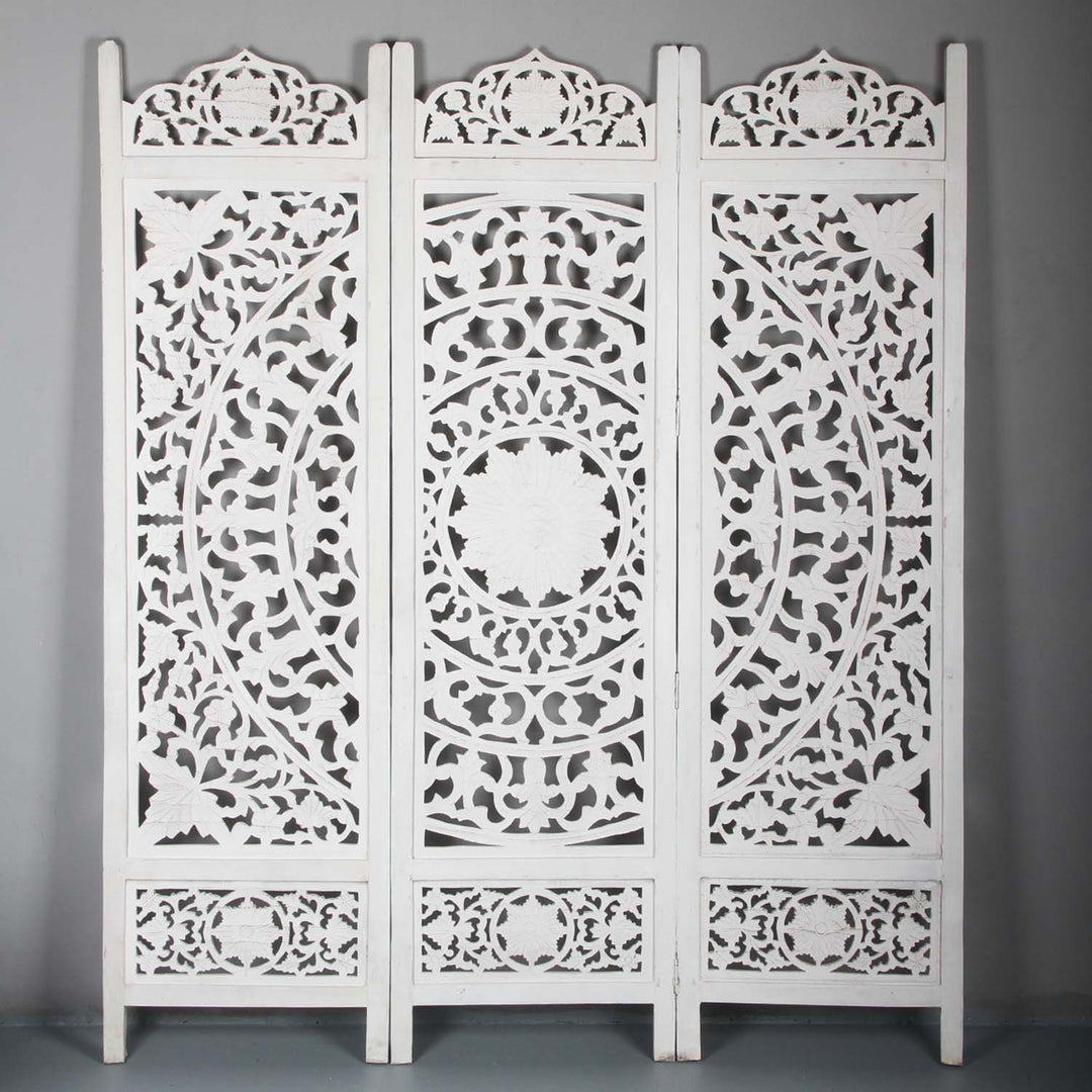 Indian wooden screen Faysal