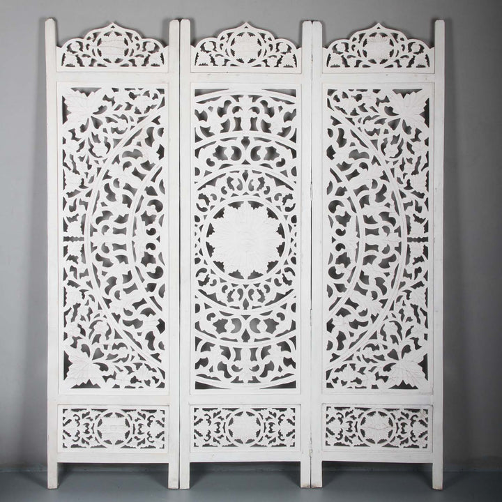 Indian wooden screen Faysal