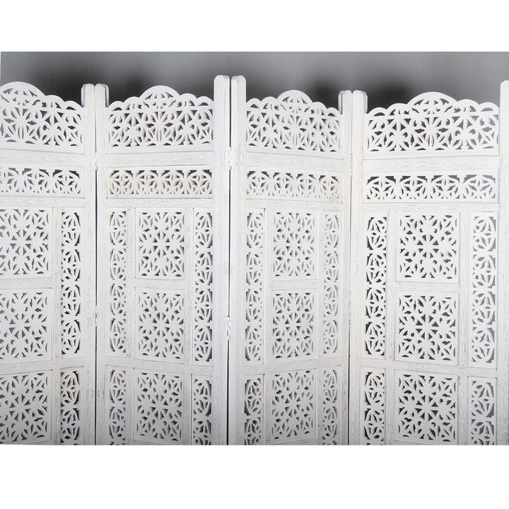 Indian wooden screen Elyes